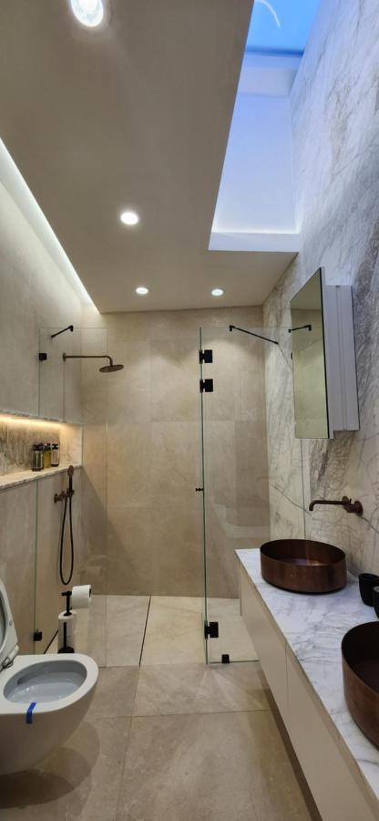 Serene - Infinity Cview Pool - 4 Bedrooms Luxury Penthouse Hayfa Dış mekan fotoğraf